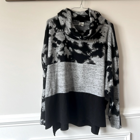 Cato Sweater/Sweatshirt - Picture 1 of 5